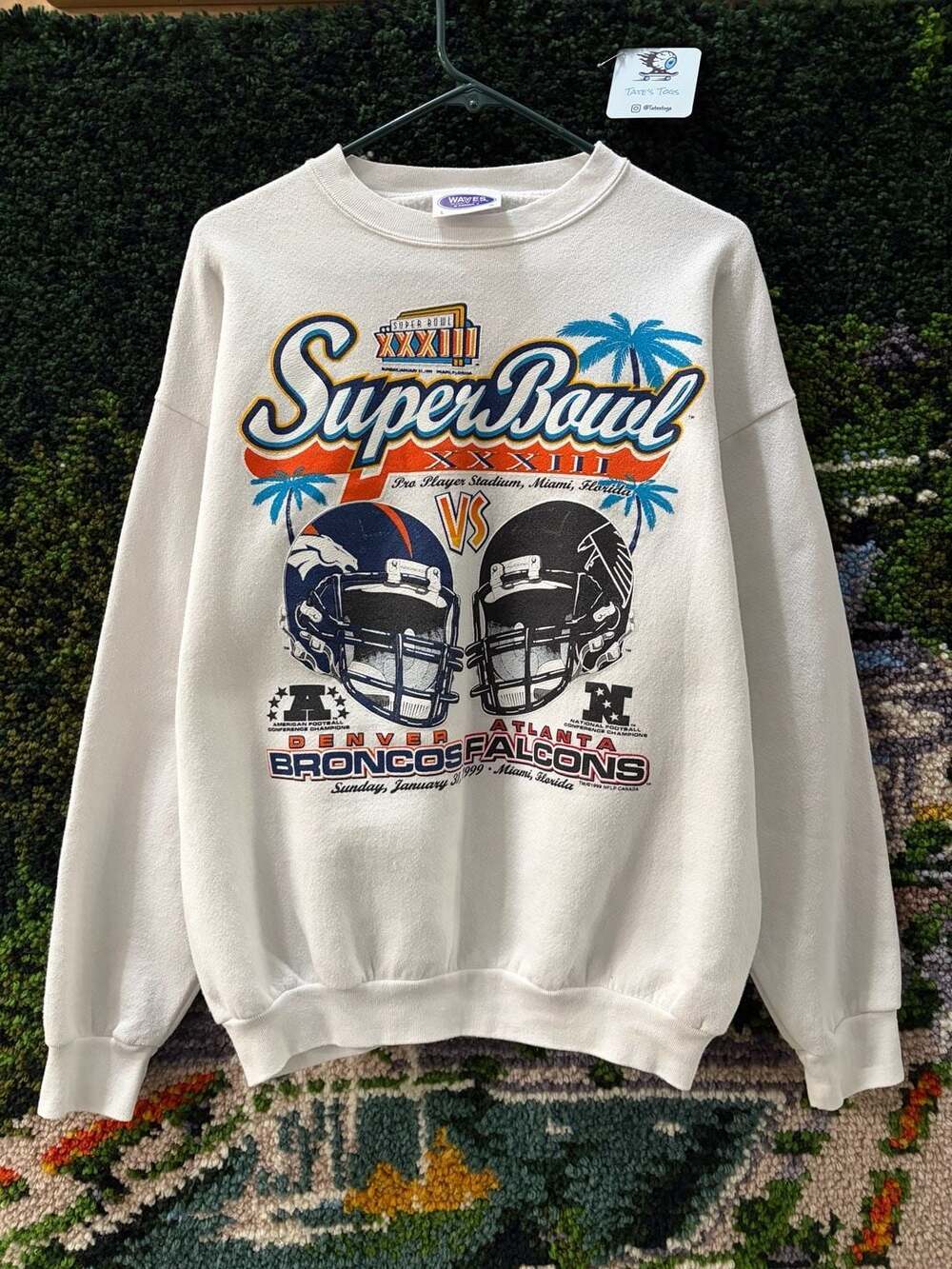 Vintage 1999 Super Bowl XXXIII Broncos vs Falcons Crewneck Sweatshirt